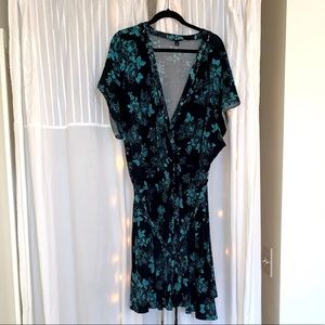 Torrid Black and Blue Wrap Like Dress 6x